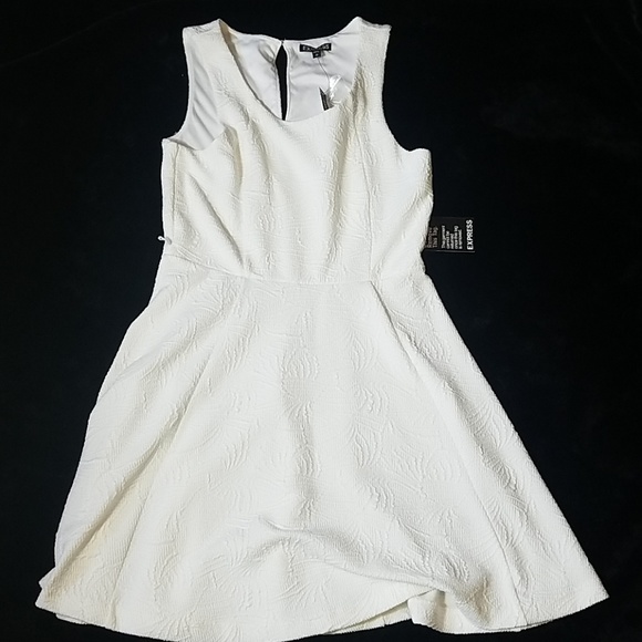 Express Dresses & Skirts - Express White sleeveless dress shirt se medium